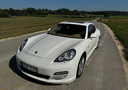 Porsche Panamera +4S+PDK