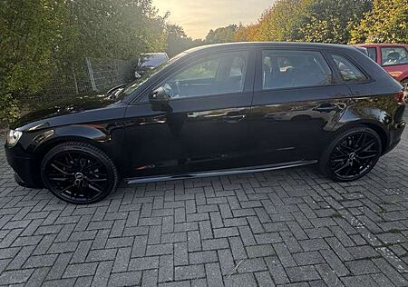 Audi A3 1.6 TDI Sportback ultra Attraction