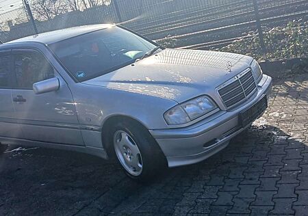 Mercedes-Benz C 240 clasic
