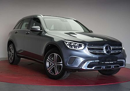 Mercedes-Benz GLC 300 e 4Matic 9G-Tronic Navi/Leder/Distronic/