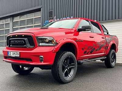 Dodge RAM 5.7 Fahrwerk 2,11m hoch 22" Schiebed. Leder