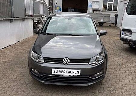 VW Polo Volkswagen 1.2 TSI (Blue Motion Technology) SOUND