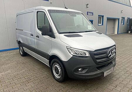 Mercedes-Benz Sprinter 314 AUTOMATIK NAVI TOTWINKEL KAMERA LED
