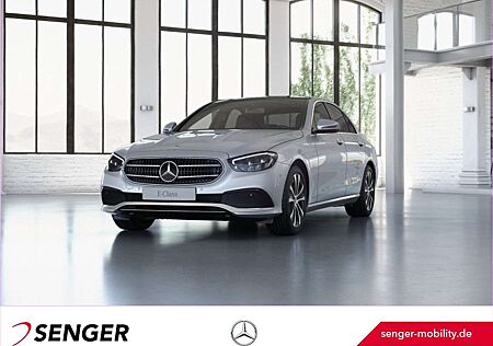 Mercedes-Benz E 220 d 4M Avantgarde Panorama AHK Rückfahrk.