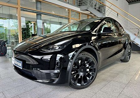 Tesla Model Y Long Range Dual Motor AWD, Autopilot! Navi
