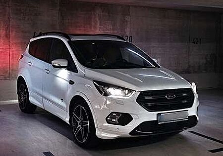 Ford Kuga 1.5 EcoBoost 4x4 Aut. ST-Line