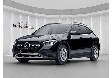 Mercedes-Benz GLA 200 d Style Distronic Kamera LED Wide AHK