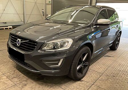 Volvo XC 60 XC60 2.4 D5 R-Design AWD *TOP Ausstattung*