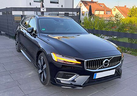 Volvo V60 Plug-In T6 Recharge Inscription *StHz/PANO/LEDER*