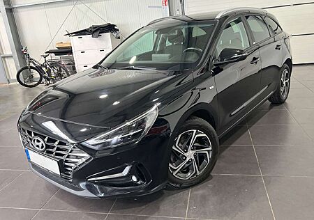 Hyundai i30 1.0 cw **Navi*Kamera*SHZ*Temp*Spur**