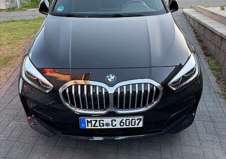 BMW 120i 120 Aut. M Sport