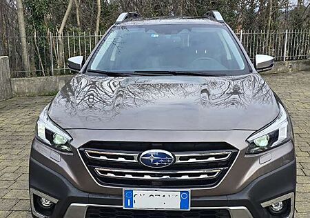 Subaru Outback 2.5i Premium lineartronic