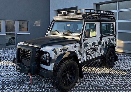 Land Rover Defender Works Trophy 2 V8 411 PS 8 Gang Automatik