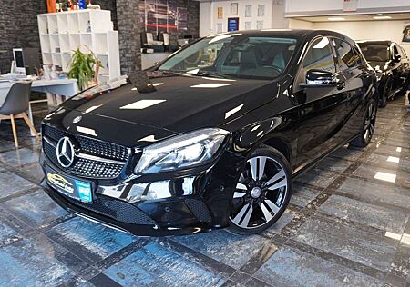 Mercedes-Benz A 160 A/Navigation/LED Scheinwerfer/Aluräder/PDC