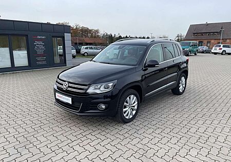 VW Tiguan Volkswagen Sport & Style BMT 4Motion Leder 2HD Dynau