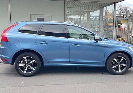 Volvo XC 60 XC60 Momentum 2WD