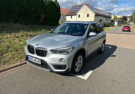 BMW X1 Baureihe sDrive 18 d Advantage Automatik