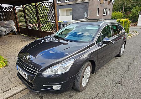 Peugeot 508 SW 16 HDI Panoramadach Xenon-Led Navi