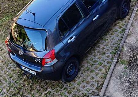 Toyota Yaris Life, 6 gang