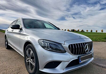 Mercedes-Benz C 220 d 4Matic T 9G-TRONIC Avantgarde