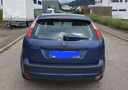 Ford Focus Turnier 2.0 16V Titanium