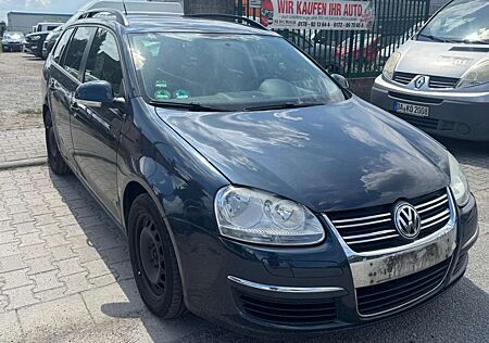 VW Golf Volkswagen Trendline