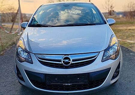 Opel Corsa 1.4 16V Selection