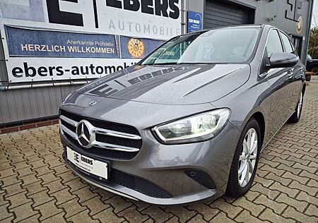 Mercedes-Benz B 180 AHK/PDC/RFK/TEMP/SZHG/DIGITALTACHO/LED/AUT