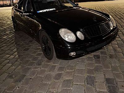 Mercedes-Benz E 220 Classic