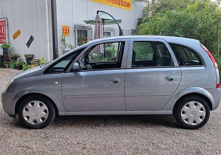 Opel Meriva 1.4 scheckheftgepflegt mit Gewährleistung !!