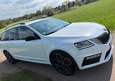 Skoda Octavia RS 245