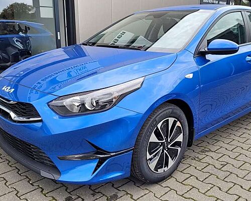 Kia Ceed / cee'd Ceed 1.5 T-GDI AT Kamera*Sitzheizung*APP*Navi