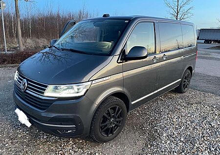 VW T6 Multivan Volkswagen Multivan Kurz Highline