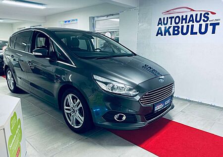 Ford S-Max Titanium*Finanzierung+Garantie+Inspektiob+Tüv*