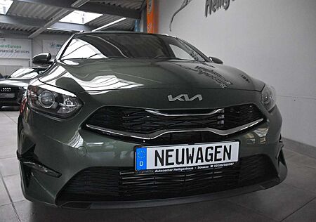 Kia XCeed Ceed SW / cee'd SW Ceed SW 1.5 Spirit 10,25 Navi Kamera WinterPaket