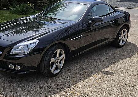 Mercedes-Benz SLK 200 (BlueEFFICIENCY)
