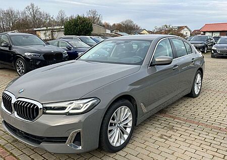 BMW 530 d xDrive Luxury Line/Virtual Cockpit/