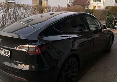 Tesla Model Y Performance Dual Motor AWD