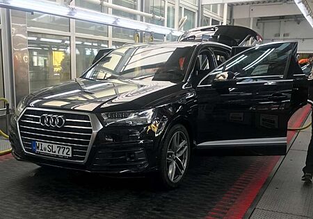 Audi Q7 3.0 TDI quattro tiptronic