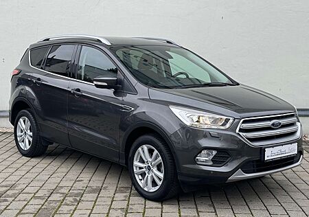 Ford Kuga 1.5 EcoBoost "Cool & Connect"Kamera / Navi / AHK"