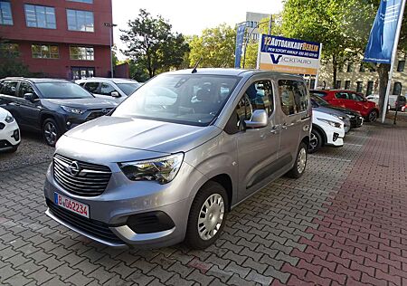 Opel Combo Life 1.2 Turbo Edition mit AHK