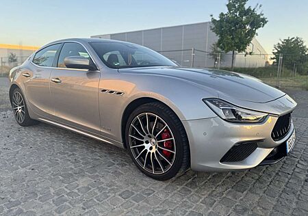Maserati Ghibli GranSport