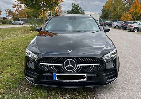 Mercedes-Benz A 200 7G-DCT AMG Line