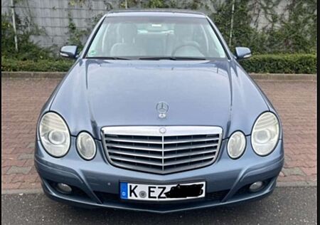 Mercedes-Benz E 220 CDI Classic