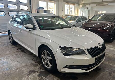 Skoda Superb Combi Style 2.0 TDI DSG BI XENON KAMERA N