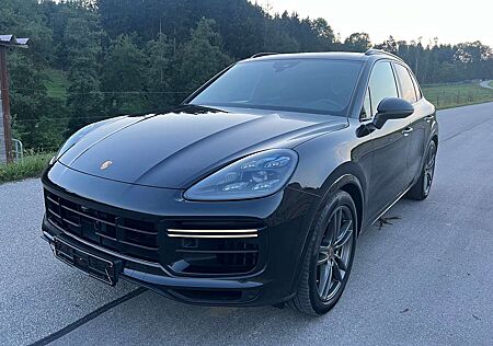 Porsche Cayenne Turbo