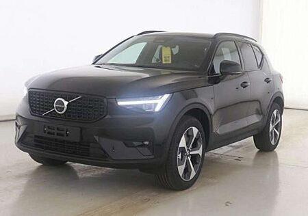 Volvo XC 40 XC40 B3 Benzin 2WD Plus Dark DKG/Panorama/Pixel