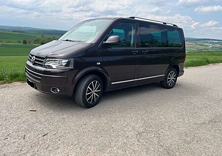 VW T5 Multivan Volkswagen Multivan DSG Highline