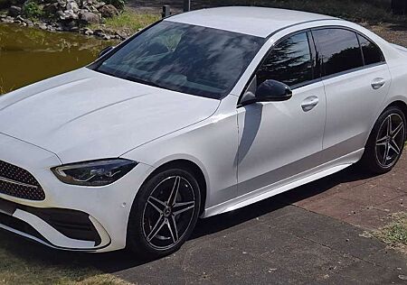 Mercedes-Benz C 180 9G-TRONIC AMG Line