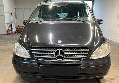 Mercedes-Benz Viano 3.0 CDI lang Leder*Navi*Schiebedach*AHK